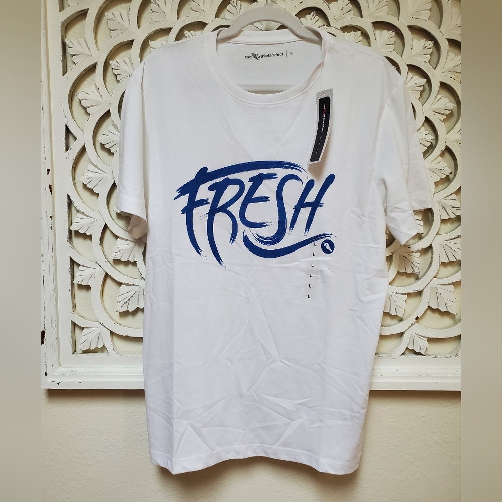 Imported Rare The Athlete's Foot "FRESH" Graphic Soft Knit T-shirt Size Large